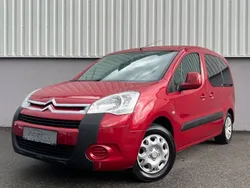 Rot Gebraucht 2011 Citroën Berlingo Van / Kleinbus | 6.990 € (Fairer Preis)