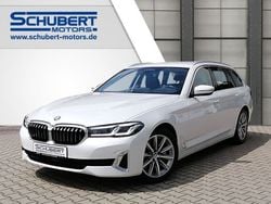 Mineralweiss metallic Gebraucht 2023 BMW 540 Luxury Line Kombi | 47.390 € (Fairer Preis)