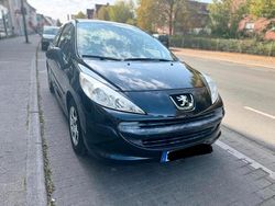 Schwarz Gebraucht 2007 Peugeot 207 Kleinwagen | 2.200 € (Fairer Preis)