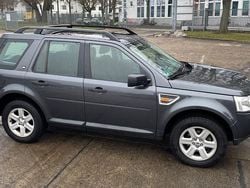 Grau Gebraucht 2009 Land Rover Freelander 2 SE SUV | 7.800 € (Etwas zu teuer)
