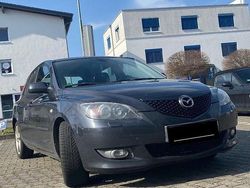 Grau Gebraucht 2005 Mazda 3 Limousine | 2.499 €