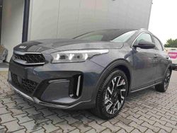Wolfsgrau Neu 2025 Kia XCeed SUV | 30.345 € (Guter Preis)