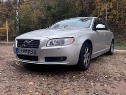 Grau Gebraucht 2009 Volvo S80 Limousine | 6.500 €