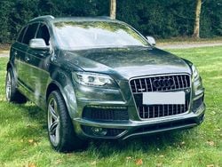 Grau Gebraucht 2012 Audi Q7 S-Line SUV | 16.211 € (Guter Preis)