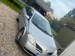 Silber Gebraucht 2004 Nissan Primera Kombi | 400 €
