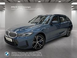 Blau Gebraucht 2024 BMW 330e M Sport Kombi | 52.840 €