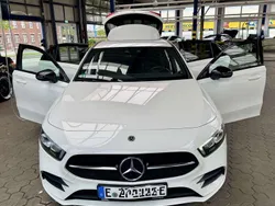 Weiß Gebraucht 2020 Mercedes A250 Edition Kleinwagen | 24.450 € (Fairer Preis)