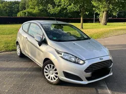 Silber Gebraucht 2015 Ford Fiesta Kleinwagen | 4.100 € (Fairer Preis)