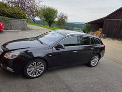 Schwarz Gebraucht 2013 Opel Insignia Kombi | 3.900 € (Guter Preis)