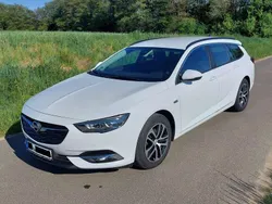 Weiß Gebraucht 2020 Opel Insignia Business Edition Kombi | 12.300 € (Guter Preis)