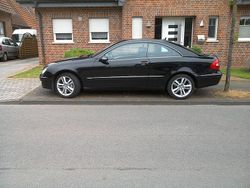 Schwarz Gebraucht 2008 Mercedes CLK350 Avantgarde Coupé | 7.450 € (Fairer Preis)