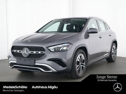 Grau Gebraucht 2024 Mercedes GLA220 Progressive SUV | 43.270 € (Fairer Preis)