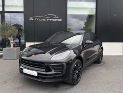 Schwarz Gebraucht 2022 Porsche Macan Turbo SUV | 60.999 €