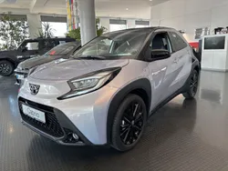 Silber Neu 2025 Toyota Aygo Edition Kleinwagen | 22.887 €