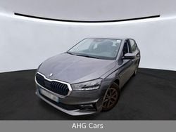 Grau Gebraucht 2022 Skoda Fabia Ambition Limousine | 14.500 € (Fairer Preis)