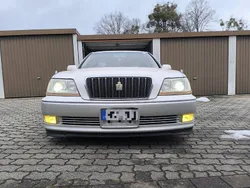 Weiß Gebraucht 2000 Toyota Crown Style Limousine | 9.999 €