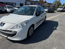 Weiß Gebraucht 2009 Peugeot 206+ Basis Kleinwagen | 1.200 € (Superpreis)