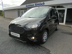 Iridiumschwarzmetallic Gebraucht 2019 Ford Tourneo Courier Trend Van / Kleinbus | 13.880 € (Fairer Preis)