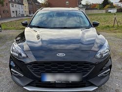 Schwarz Gebraucht 2019 Ford Focus Kombi | 15.999 € (Teuer)