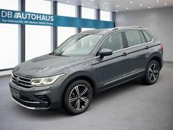 Grau Gebraucht 2023 VW Tiguan Elegance SUV | 27.990 € (Guter Preis)