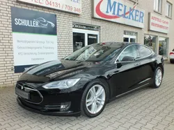 Schwarz Gebraucht 2014 Tesla Model S Limousine | 22.490 € (Fairer Preis)
