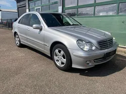 Silber Gebraucht 2005 Mercedes C180 Limousine | 3.999 € (Fairer Preis)