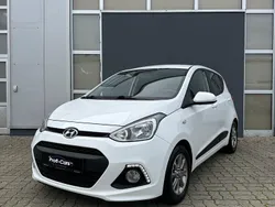 Weiß Gebraucht 2016 Hyundai i10 Passion Kleinwagen | 8.490 € (Fairer Preis)