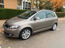 Braun Gebraucht 2009 VW Golf Plus Cross Van / Kleinbus | 9.999 € (Teuer)