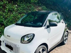 Weiß Gebraucht 2020 Smart ForTwo Electric Drive Coupé | 10.000 € (Fairer Preis)