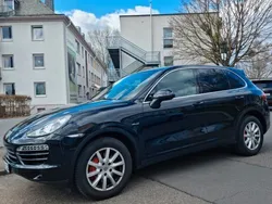 Schwarz Gebraucht 2011 Porsche Cayenne SUV | 16.900 € (Teuer)