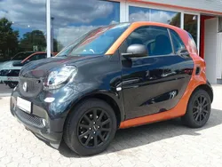 Schwarz Gebraucht 2017 Smart ForTwo Coupé Kleinwagen | 8.480 € (Fairer Preis)