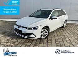 Weiß (pure white) Gebraucht 2021 VW Golf VIII Life Kombi | 21.788 € (Fairer Preis)
