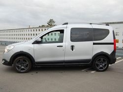 Silber Gebraucht 2017 Dacia Dokker Stepway Van / Kleinbus | 9.999 € (Guter Preis)