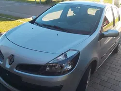 Grau Gebraucht 2008 Renault Clio II Exception Limousine | 4.000 € (Etwas zu teuer)