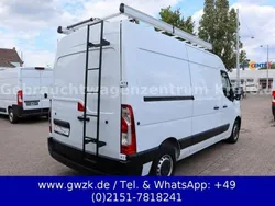 Weiss Gebraucht 2022 Renault Master Van | 28.950 € (Teuer)