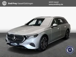 Hightechsilber metallic Gebraucht 2024 Mercedes E300 Kombi | 46.800 €