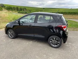 Schwarz Gebraucht 2017 Hyundai i10 Style Kleinwagen | 7.100 € (Fairer Preis)
