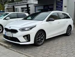 Weiß Gebraucht 2019 Kia Ceed Sportswagon GT-Line Kombi | 15.300 € (Etwas zu teuer)