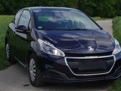 Blau Gebraucht 2016 Peugeot 208 Active Kleinwagen | 4.250 € (Superpreis)