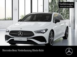 Weiß Gebraucht 2025 Mercedes CLA200 AMG Limousine | 43.690 €