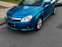 Blau Gebraucht 2006 Opel Tigra Cabrio | 3.000 € (Fairer Preis)