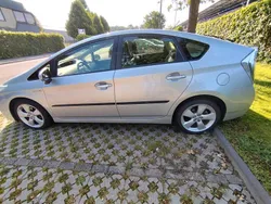 Grau Gebraucht 2013 Toyota Prius Kleinwagen | 13.100 €