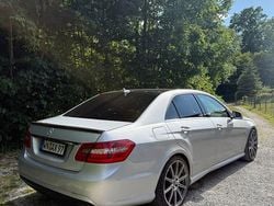 Silber Gebraucht 2009 Mercedes E350 AMG line Limousine | 9.850 € (Fairer Preis)