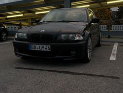 Schwarz Gebraucht 2000 BMW 320 M Sport Limousine | 5.999 € (Teuer)