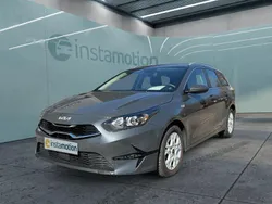 Grau Gebraucht 2023 Kia Ceed Kombi | 23.699 € (Guter Preis)