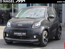 Schwarz Gebraucht 2024 Smart ForTwo Electric Drive Passion Exclusive Kleinwagen | 18.979 €