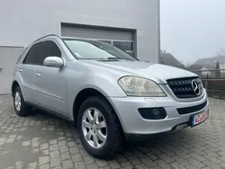 Silber Gebraucht 2006 Mercedes ML320 SUV | 6.999 € (Guter Preis)