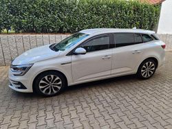 Weiß Gebraucht 2021 Renault Mégane IV Techno Limousine | 17.300 € (Guter Preis)