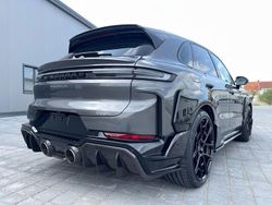 Grau Gebraucht 2024 Porsche Cayenne Edition SUV | 398.500 €