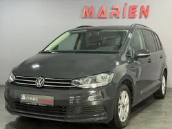 Uranograu Gebraucht 2021 VW Touran Comfortline Van / Kleinbus | 20.890 € (Guter Preis)